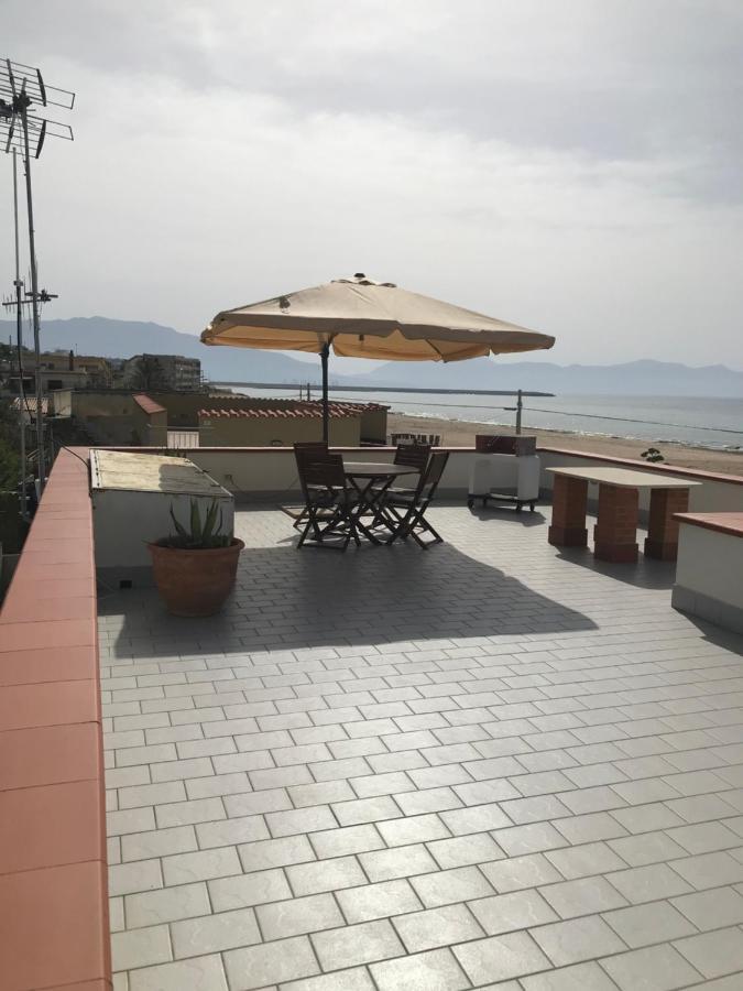 Villa La Casa Sulla Spiaggia Balestrate Exterior foto