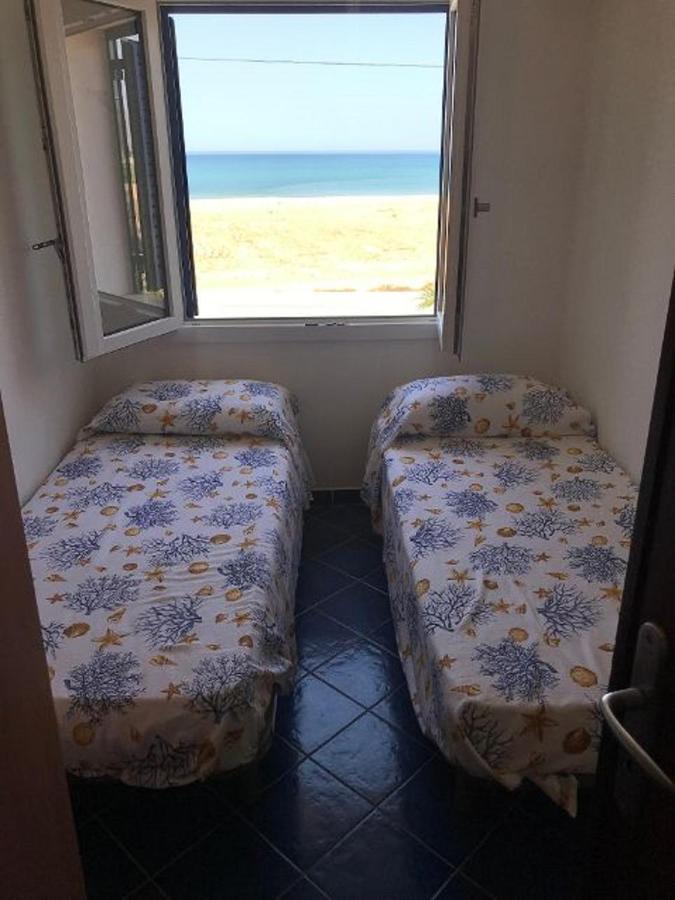 Villa La Casa Sulla Spiaggia Balestrate Exterior foto